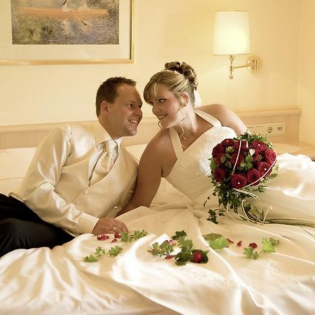 Hotel Zum Weissen Stein Kirchen  Ngoại thất bức ảnh