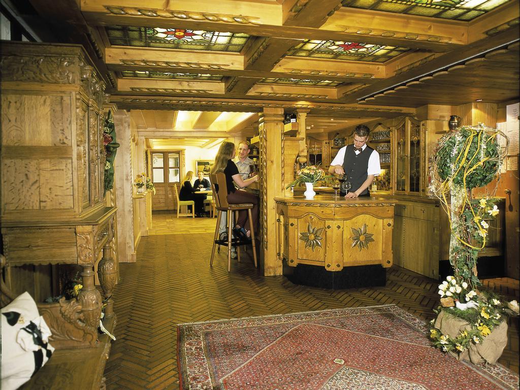 Hotel Zum Weissen Stein Kirchen  Ngoại thất bức ảnh