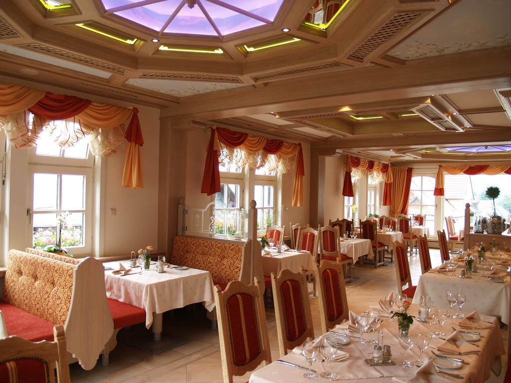 Hotel Zum Weissen Stein Kirchen  Ngoại thất bức ảnh