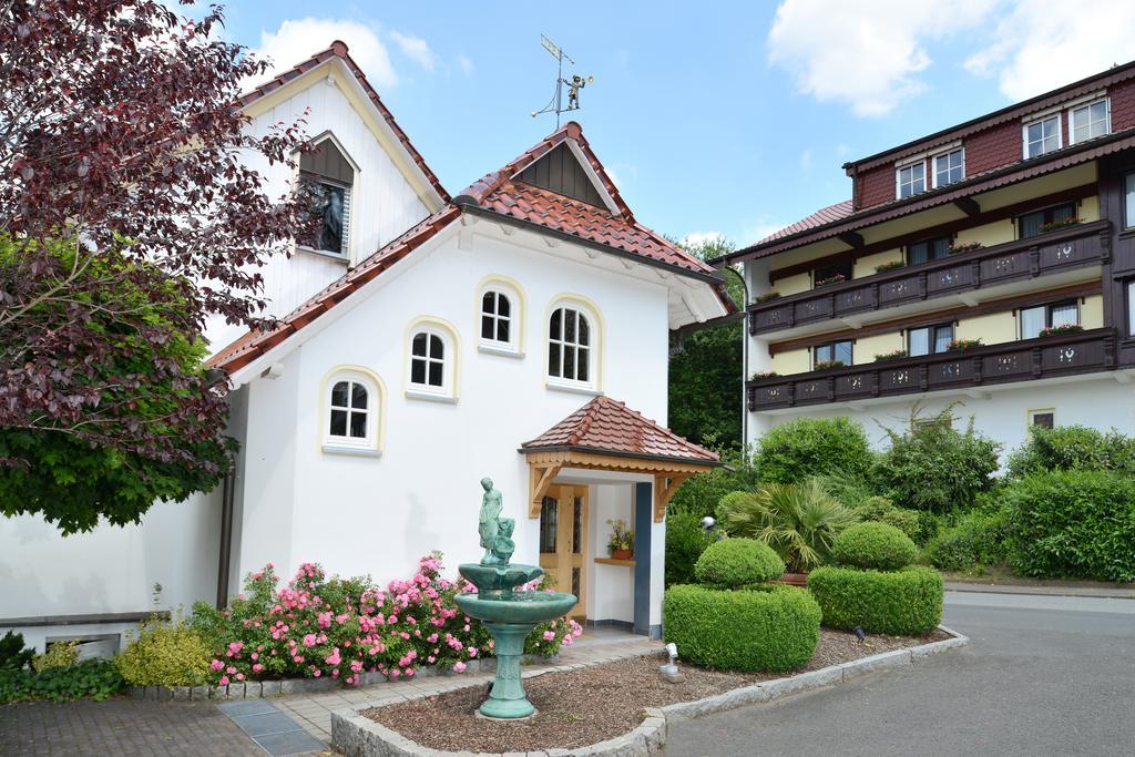 Hotel Zum Weissen Stein Kirchen  Ngoại thất bức ảnh